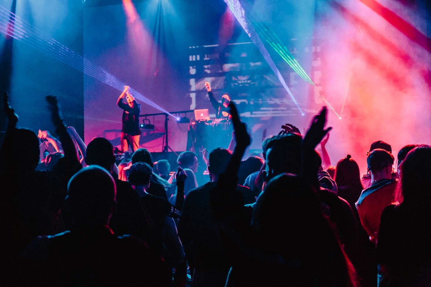 The Magic of Song and Science at Banjo Astro After Dark